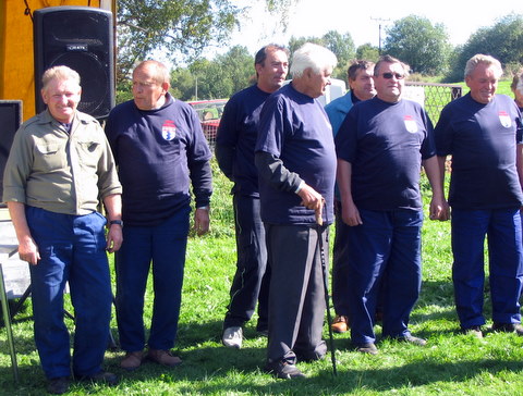 Hasiči 17.9. koupaliště 103.jpg