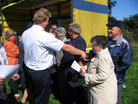 Hasiči 17.9. koupaliště 107.jpg